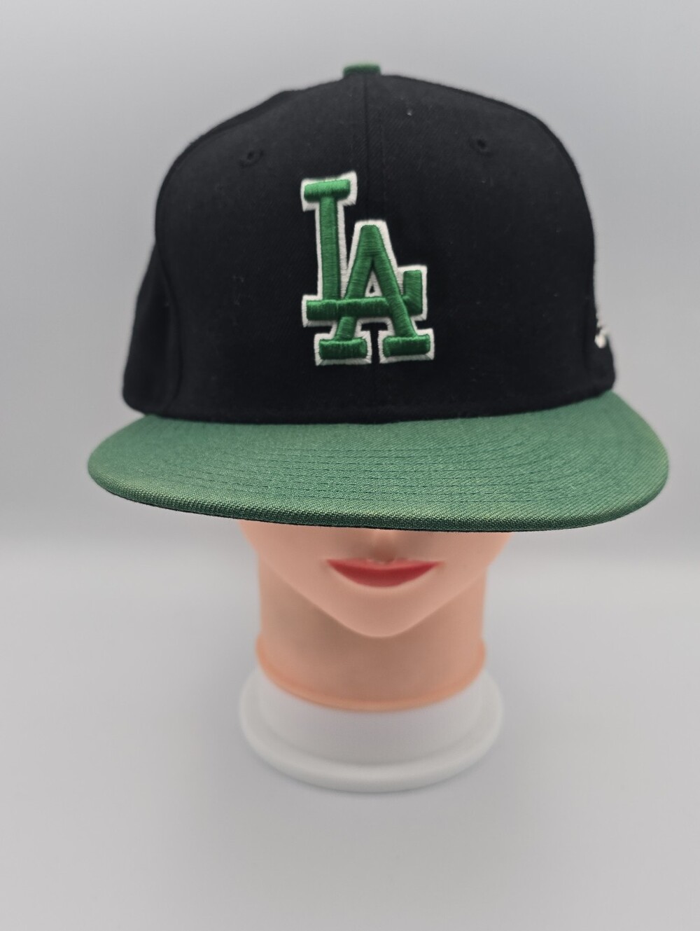 New Era 59Fifty Los Angeles Dodgers Black Green Fitted Hat Size 7 3/8